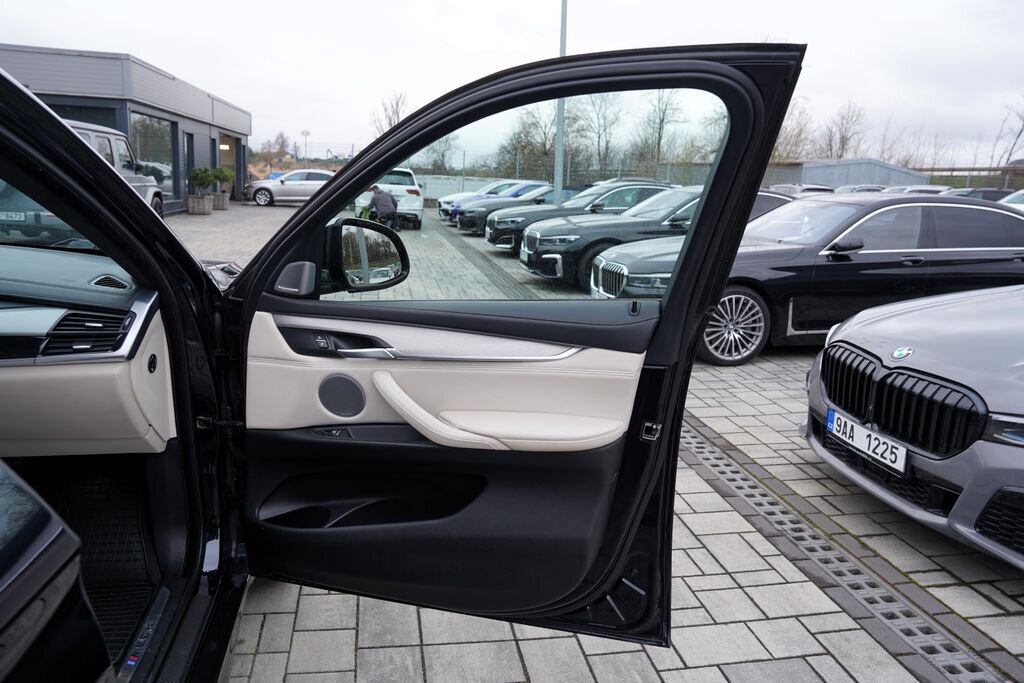 BMW X6 SUV / Terénní 3,0 l 280 kw