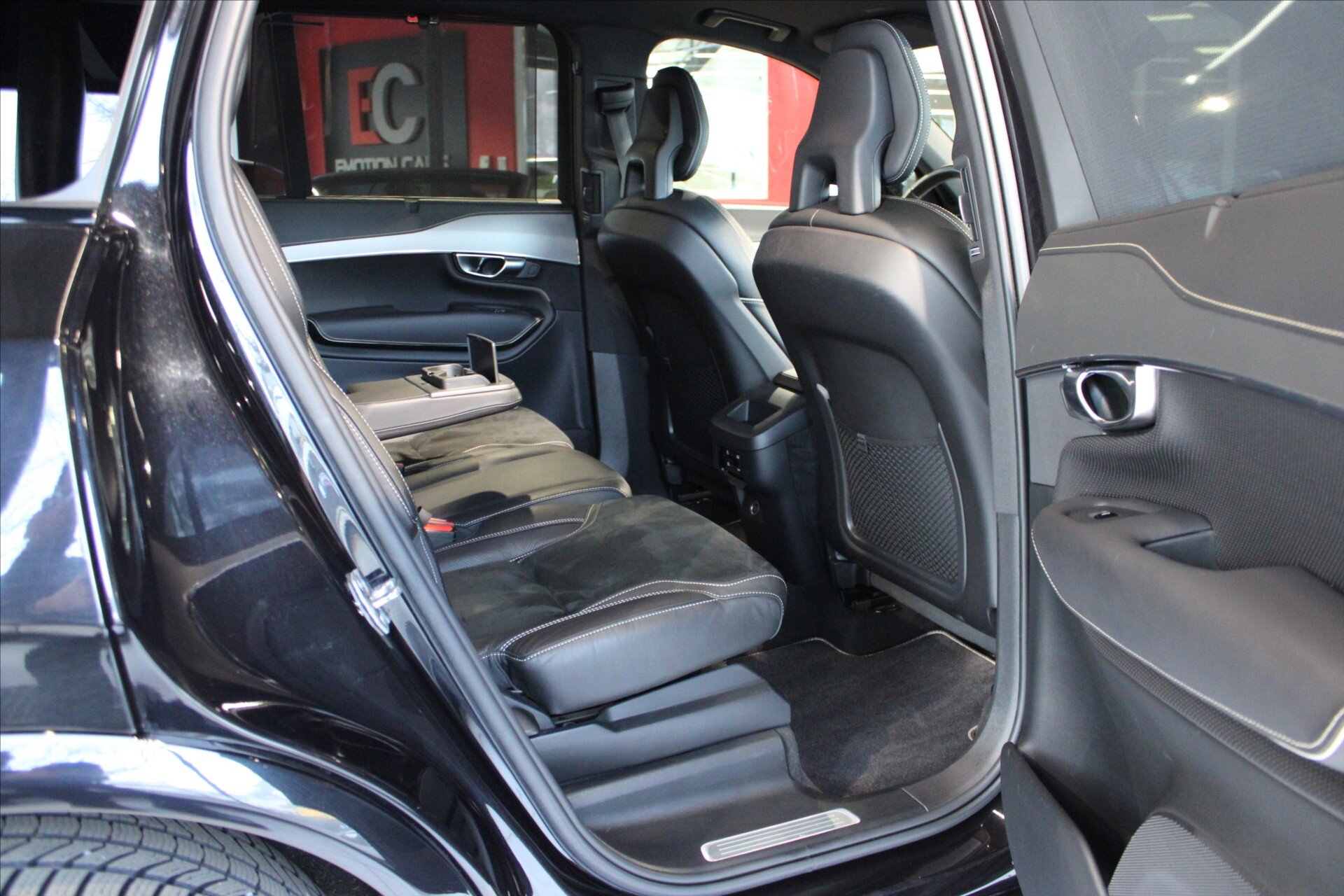 Volvo XC90 SUV / Terénní 2,0 l 173 kw