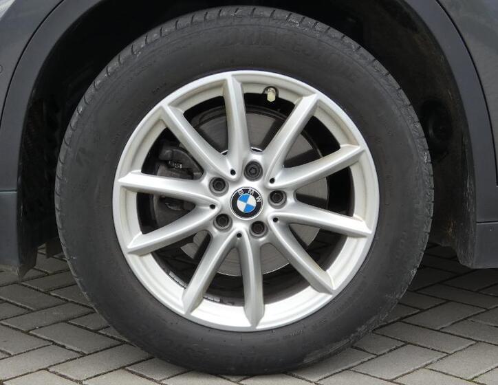 BMW X1 24