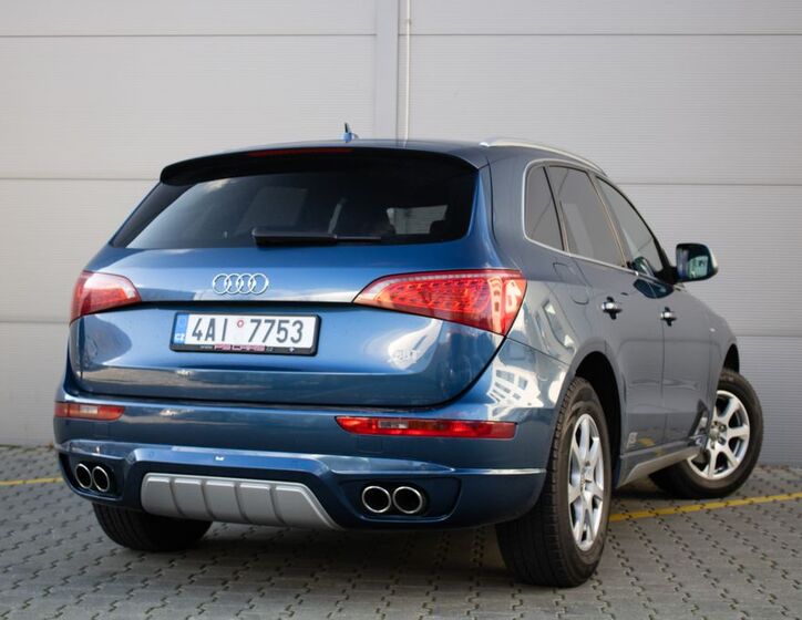 Audi Q5 5