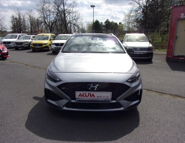 Hyundai i30 Hatchback 1,6 l 100 kw