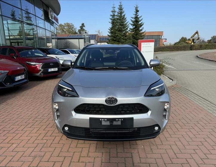 Toyota Yaris Cross 2