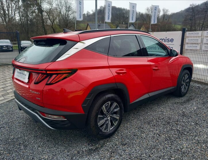 Hyundai Tucson SUV / Terénní 1,6 l 110 kw