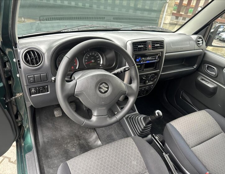 Suzuki Jimny 12