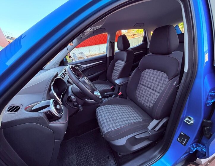 MG ZS SUV / Terénní 1,5 l 78 kw