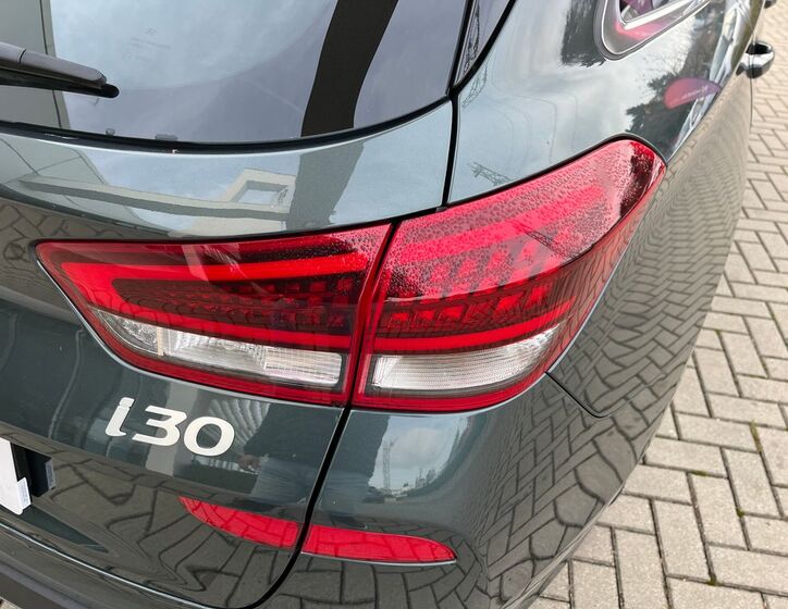 Hyundai i30 11