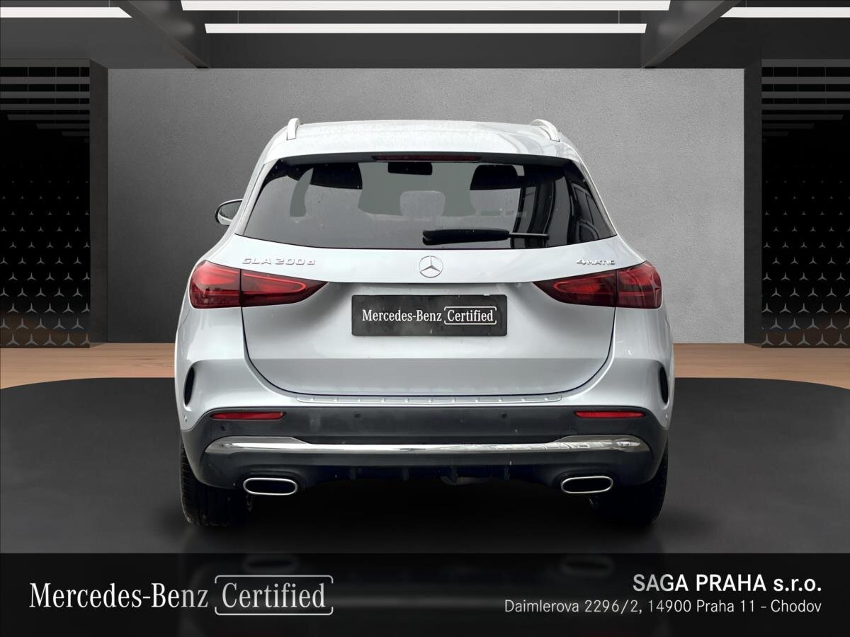 Mercedes-Benz GLA SUV / Terénní 2,0 l 110 kw