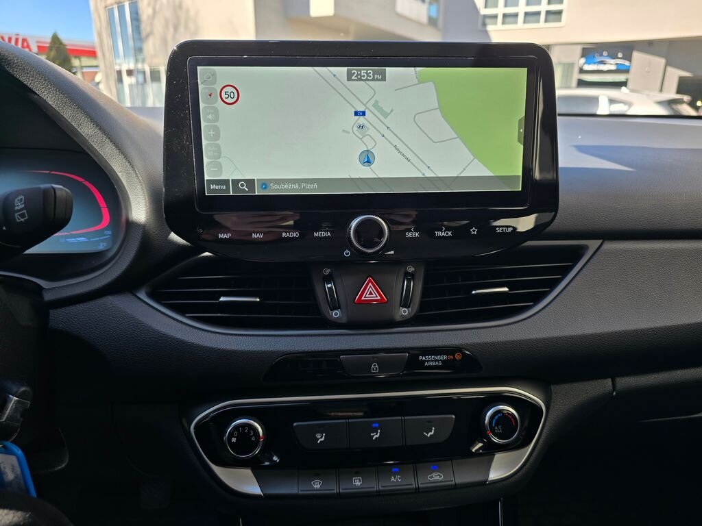 Hyundai i30 Kombi 998,0 73 kw