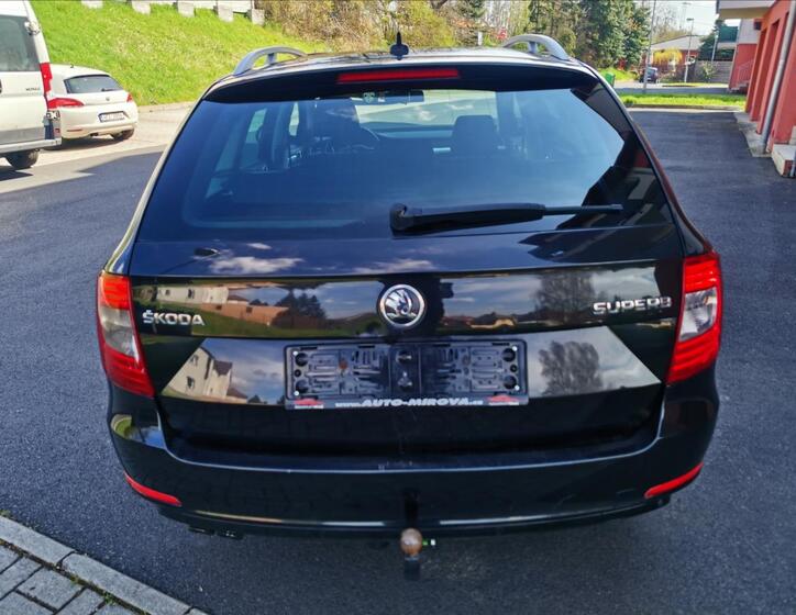 Škoda Superb 8