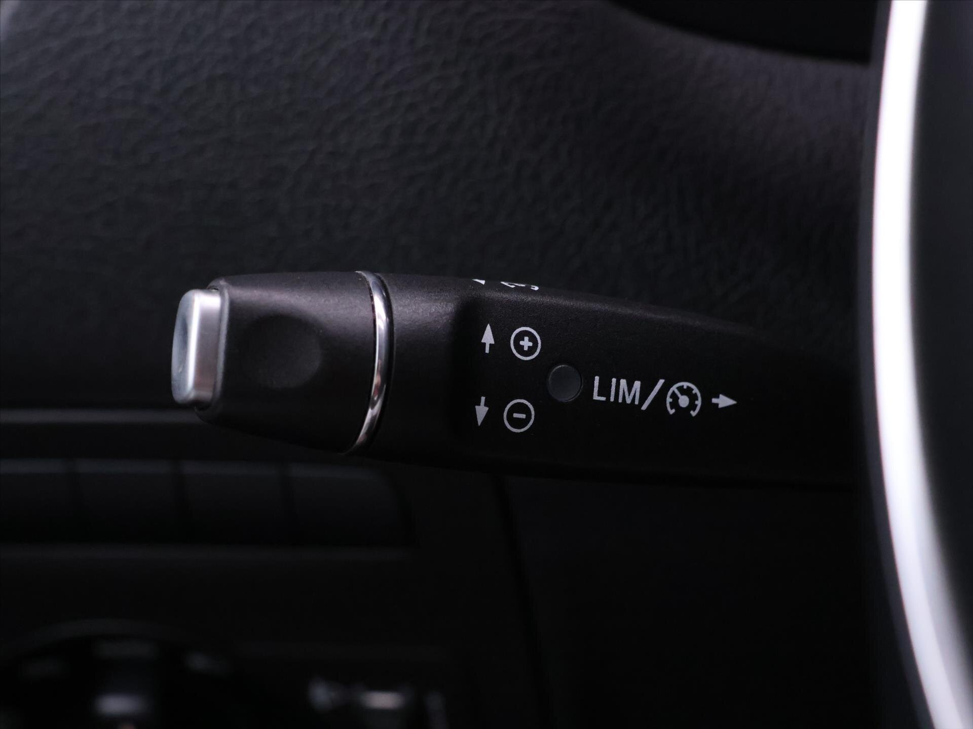 Mercedes-Benz Vito Kombi 2,1 l 100 kw