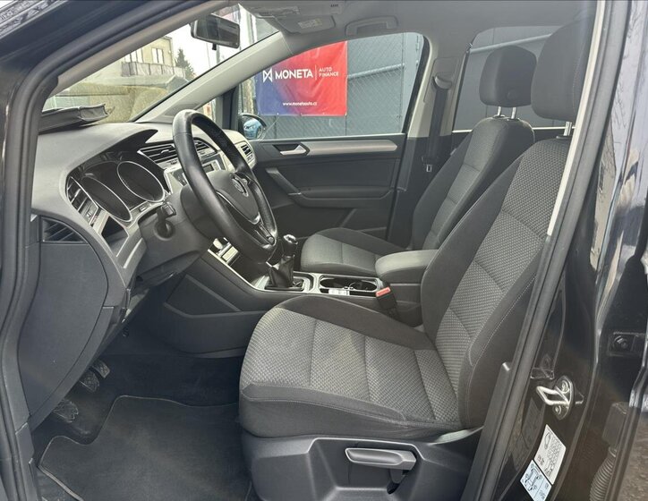 Volkswagen Touran MPV 1,2 l 81 kw