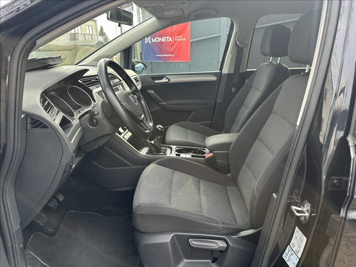 Volkswagen Touran MPV 1,2 l 81 kw