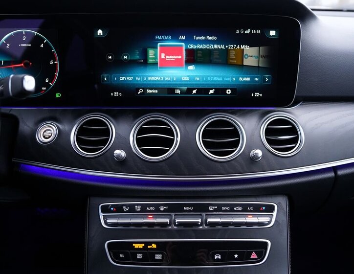 Mercedes-Benz Třídy E Sedan 2,0 l 143 kw