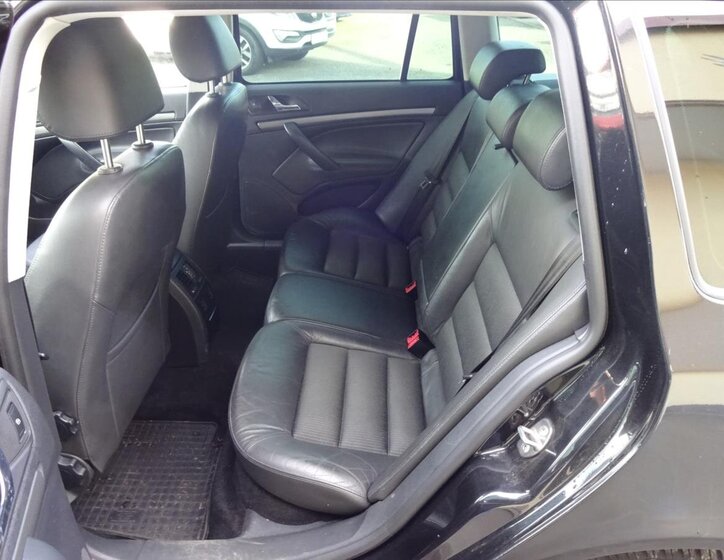 Škoda Octavia Kombi 2,0 l 103 kw