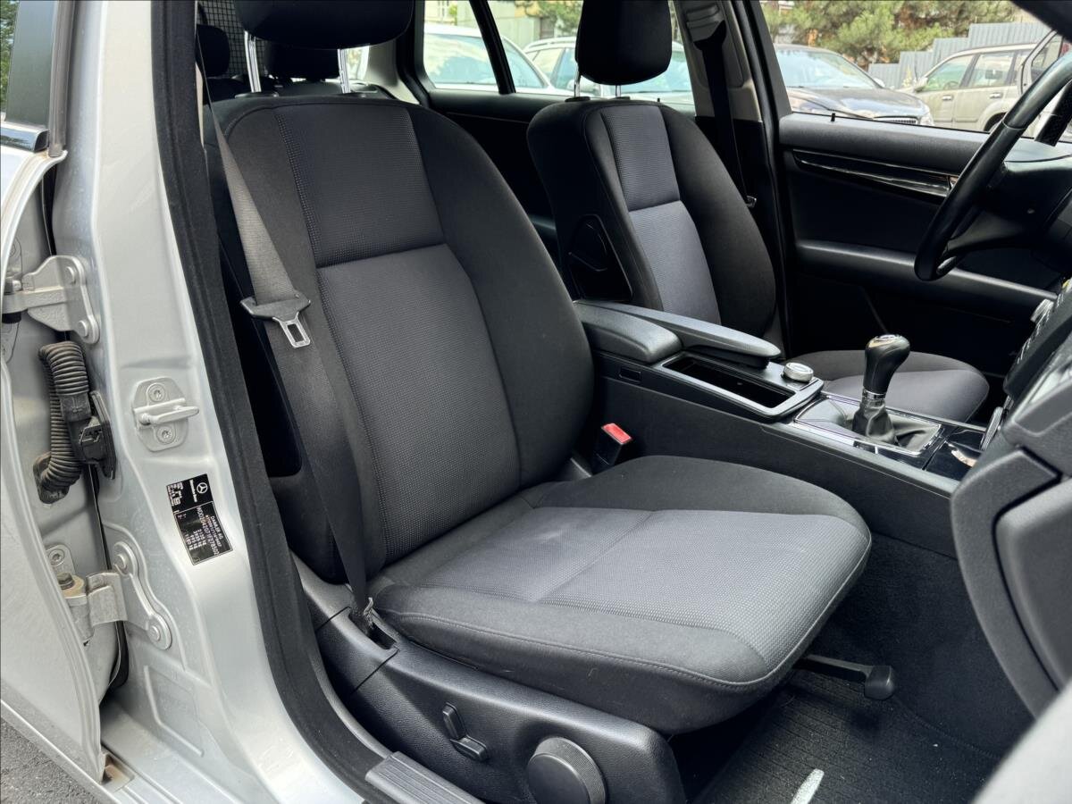 Mercedes-Benz Třídy C Kombi 2,1 l 100 kw