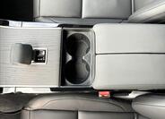 Land Rover Range Rover Velar 32