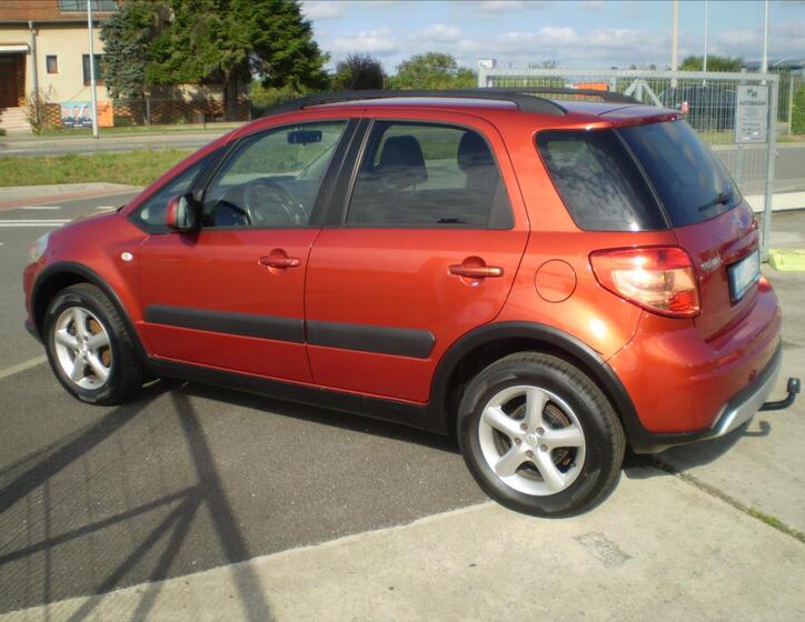 Suzuki SX4 4