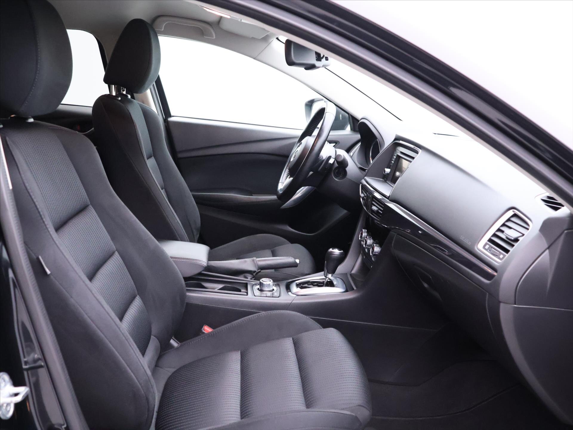 Mazda 6 Sedan 2,5 l 141 kw