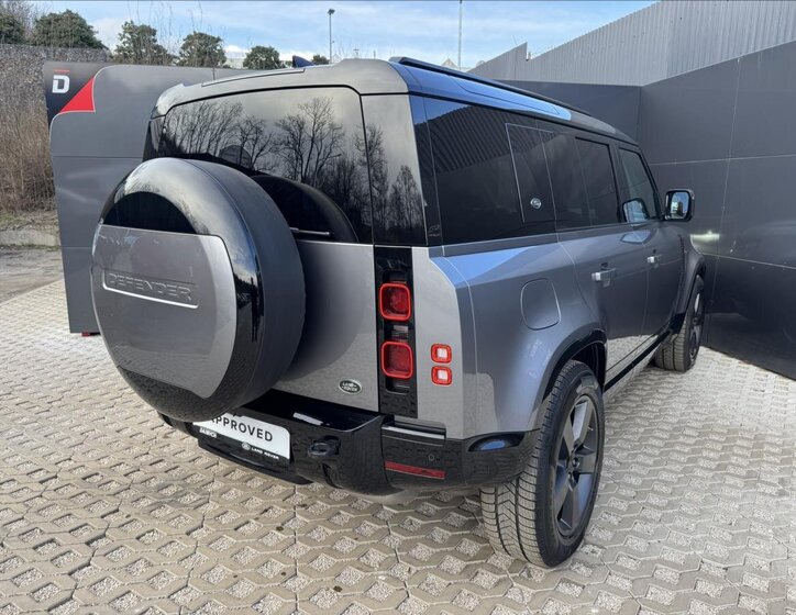 Land Rover Defender SUV / Terénní 3,0 l 221 kw