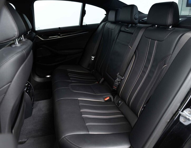 BMW Řada 5 Sedan / Limuzína 3,0 l 250 kw