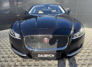 Jaguar XF Sedan / Limuzína 2,0 l 132 kw