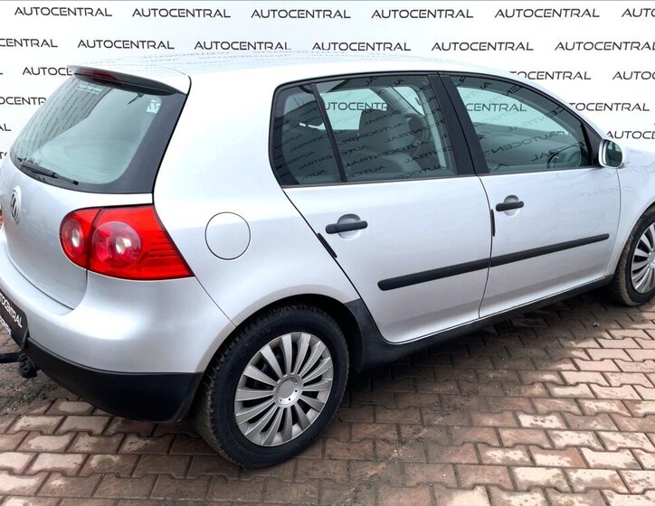 Volkswagen Golf Hatchback 1,6 l 85 kw