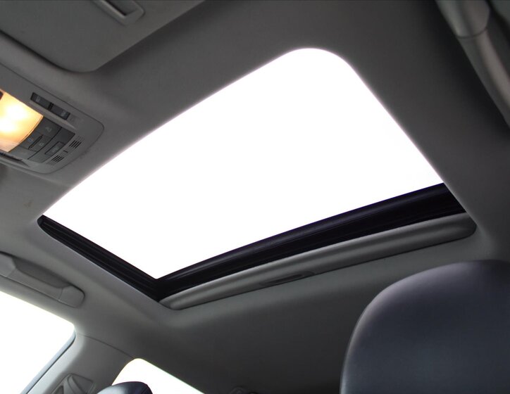 Lexus RX 450h SUV 3,5 l 183 kw