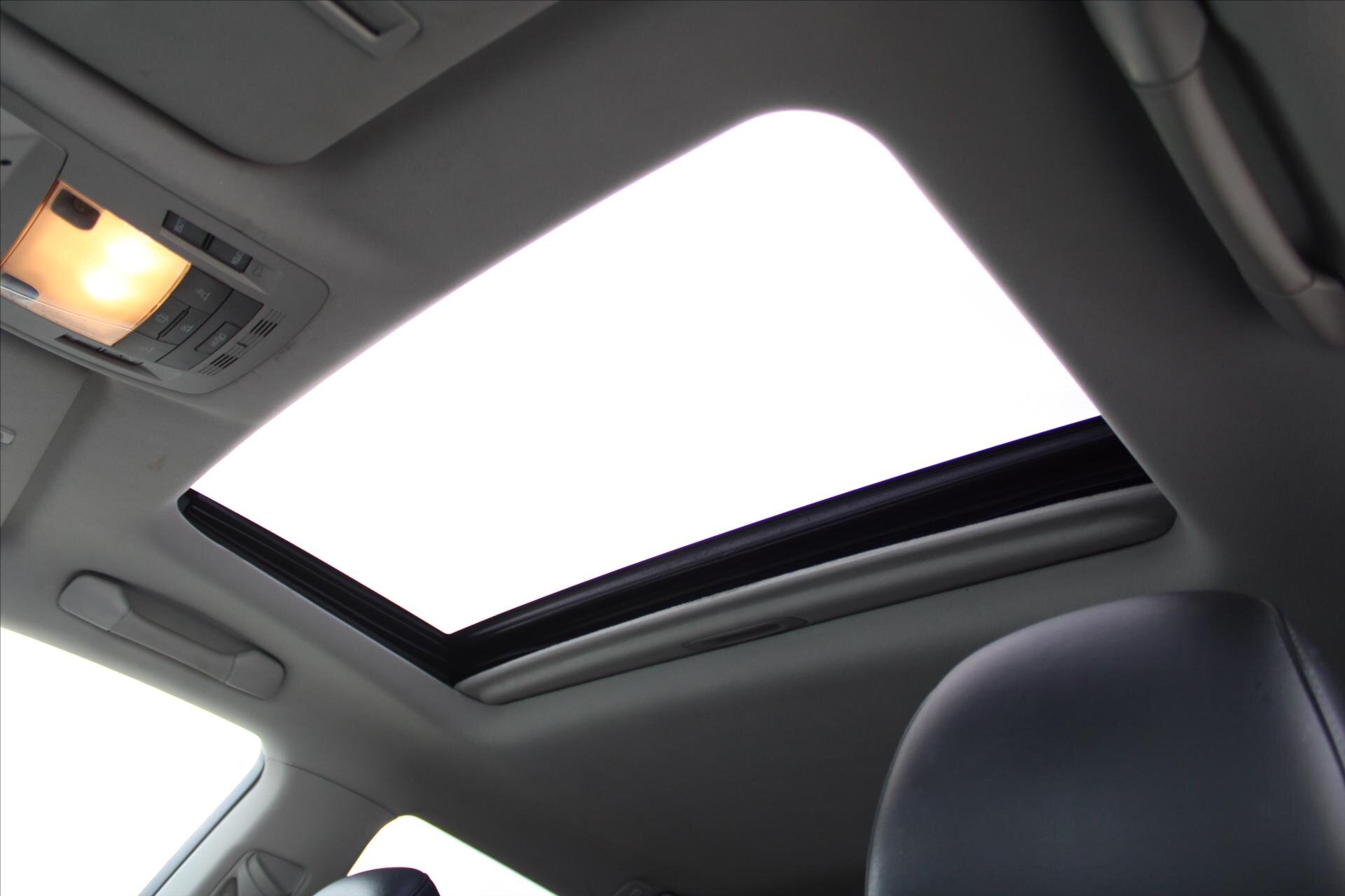 Lexus RX 450h SUV 3,5 l 183 kw