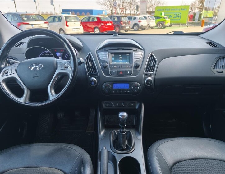 Hyundai ix35 SUV / Terénní 2,0 l 100 kw