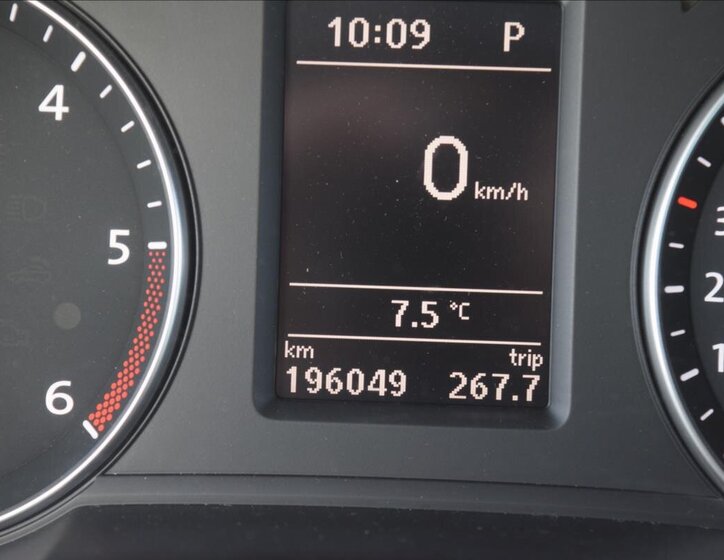 Volkswagen Sharan MPV 2,0 l 103 kw