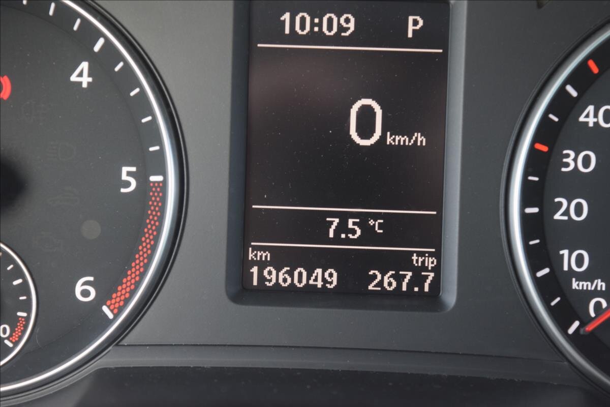 Volkswagen Sharan MPV 2,0 l 103 kw