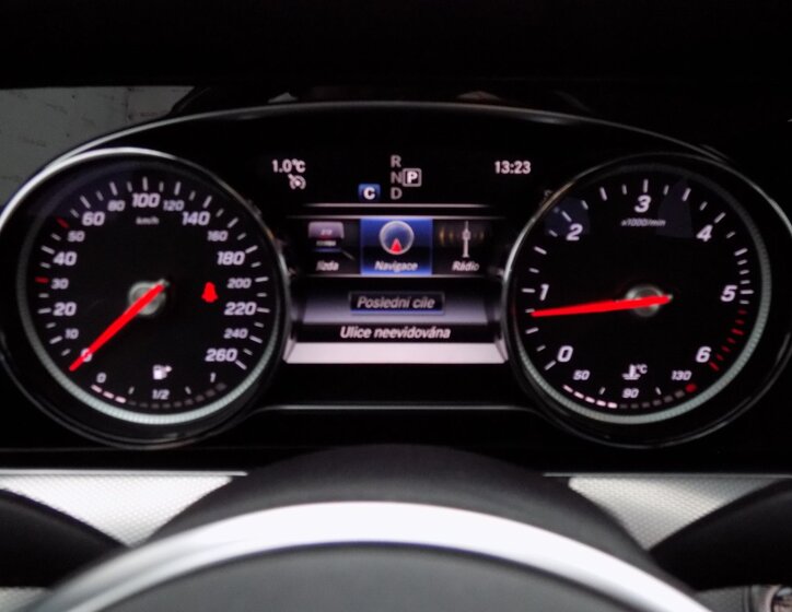 Mercedes-Benz Třídy E 39