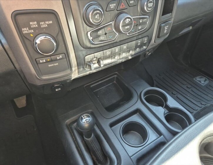 Dodge RAM Pick-up 6,4 l 306 kw