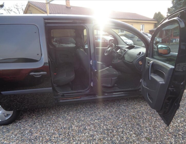 Renault Kangoo Kombi 1,5 l 66 kw