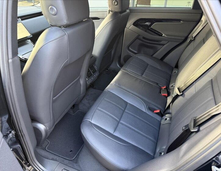 Land Rover Range Rover Evoque 23