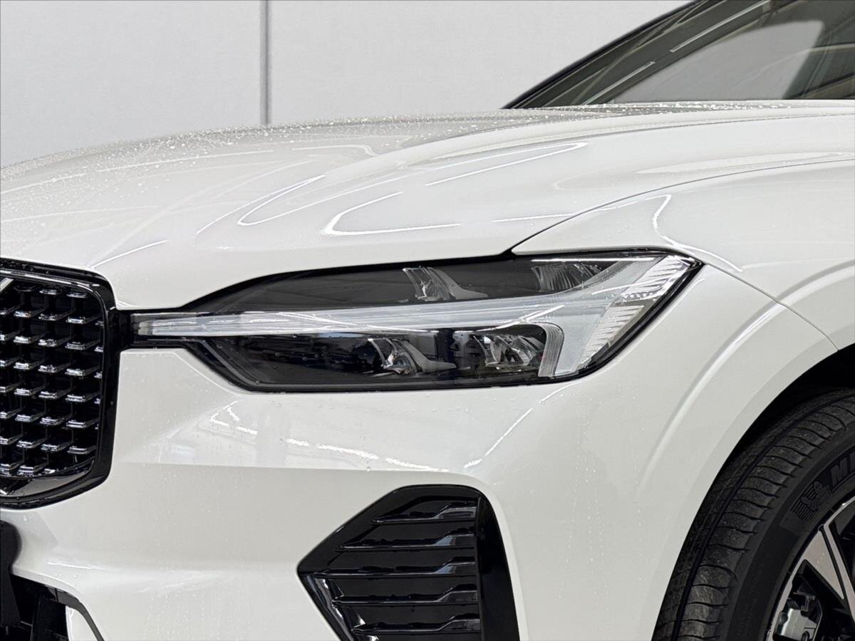 Volvo XC60 SUV / Terénní 2,0 l 184 kw