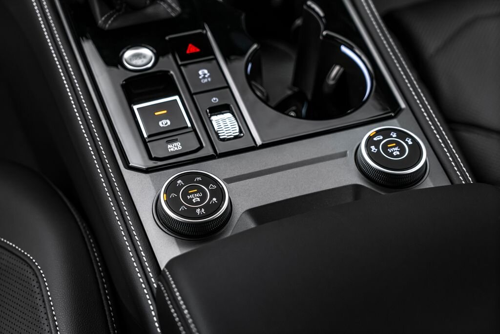 Volkswagen Touareg SUV 3,0 l 170 kw