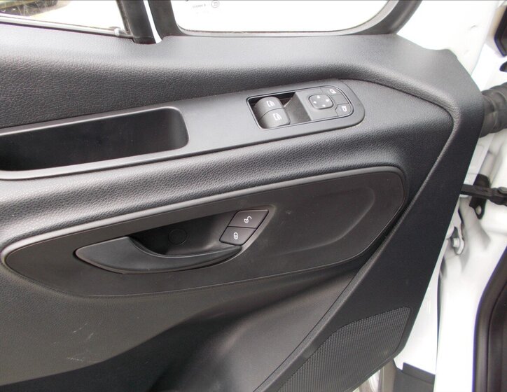Mercedes-Benz Sprinter Ostatní 3,0 l 140 kw
