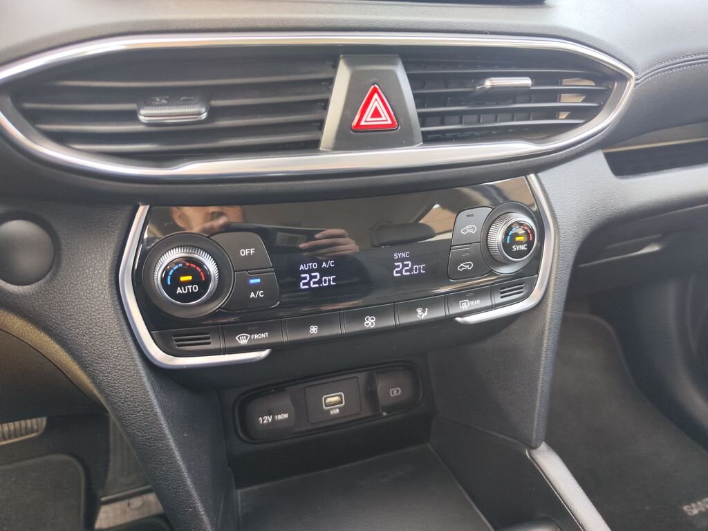 Hyundai Santa Fe SUV / Terénní 2,2 l 142 kw