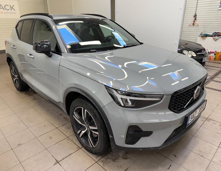 Volvo XC40 SUV 2,0 l 120 kw