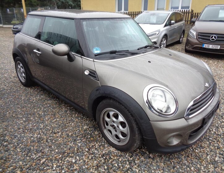 Mini Cooper Hatchback 1,6 l 72 kw