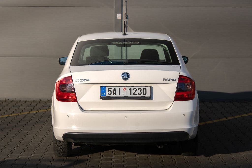 Škoda Rapid Sedan / Limuzína 1,4 l 66 kw