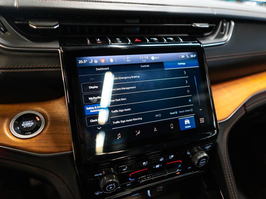 Jeep Grand Cherokee SUV / Terénní 5,7 l 266 kw