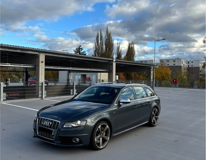Audi S4 Kombi 0,0 245 kw