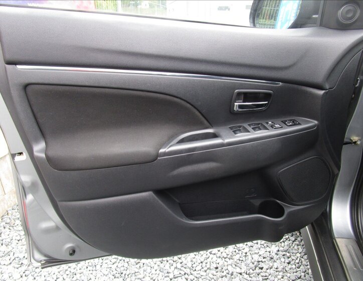 Mitsubishi ASX SUV / Terénní 1,6 l 86 kw