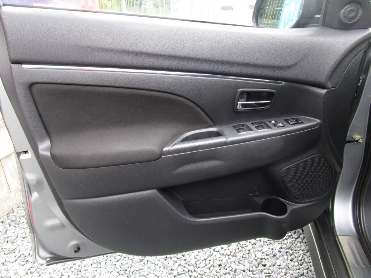 Mitsubishi ASX SUV / Terénní 1,6 l 86 kw