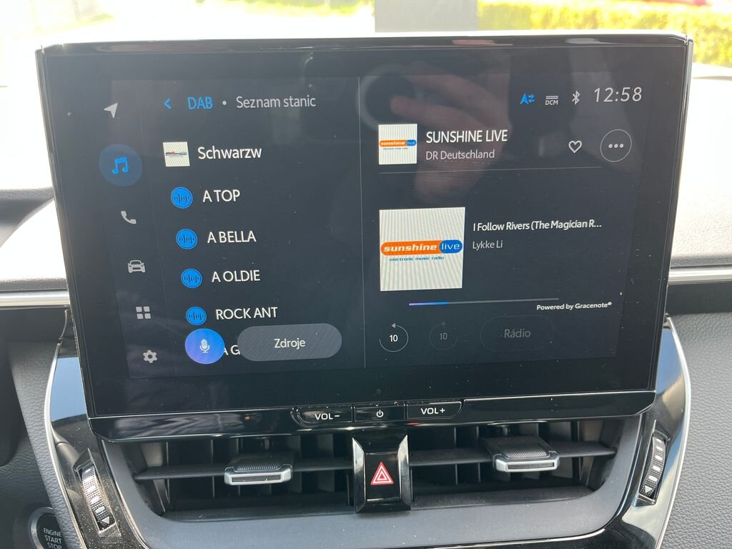 Toyota Corolla Sedan / Limuzína 1,5 l 92 kw