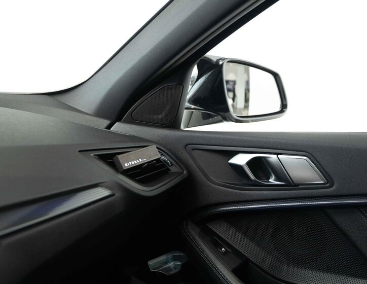 BMW Řada 1 Hatchback 2,0 l 225 kw