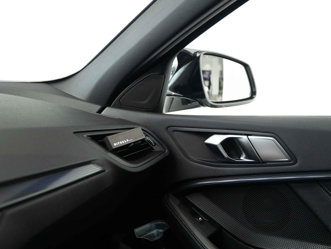 BMW Řada 1 Hatchback 2,0 l 225 kw