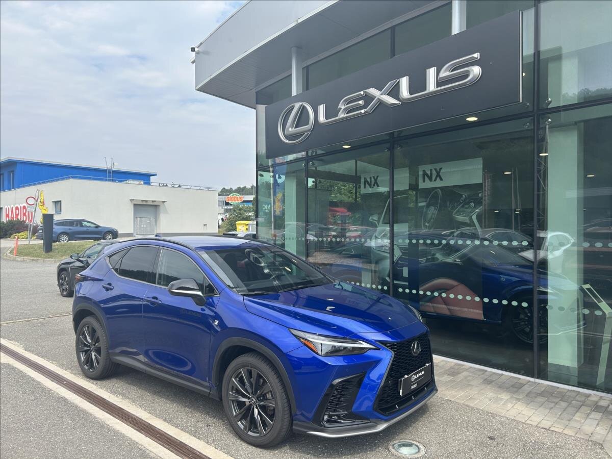 Lexus NX 450h+ SUV / Terénní 2,5 l 227 kw